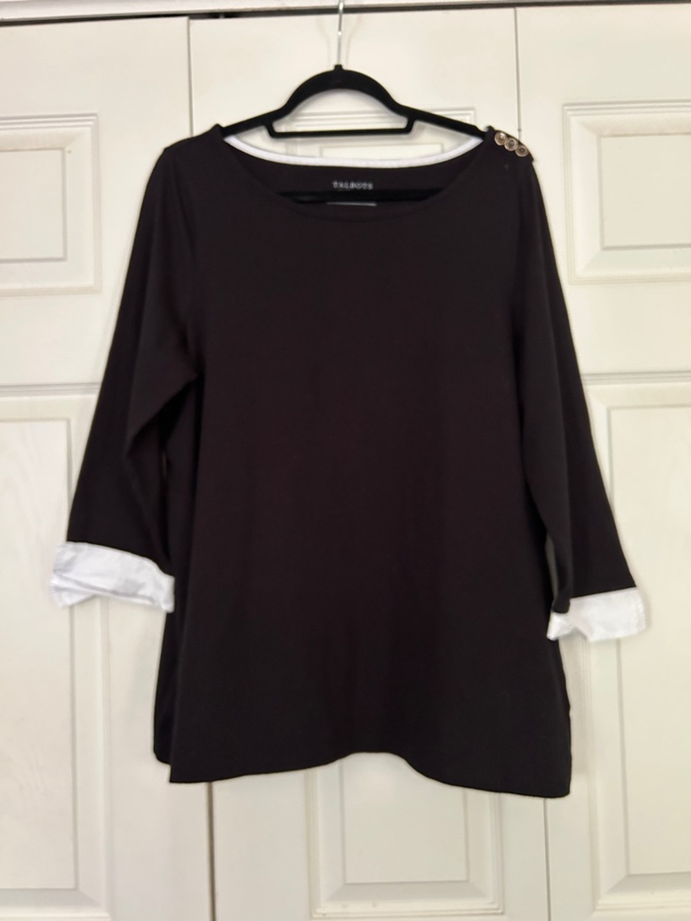 Talbots Black Long-Sleeve Top White Cuff Shoulder Buttons Mixed Media Office
